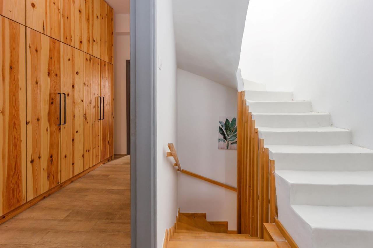 Central Art Maisonette By Estia Appartement Iraklion Buitenkant foto