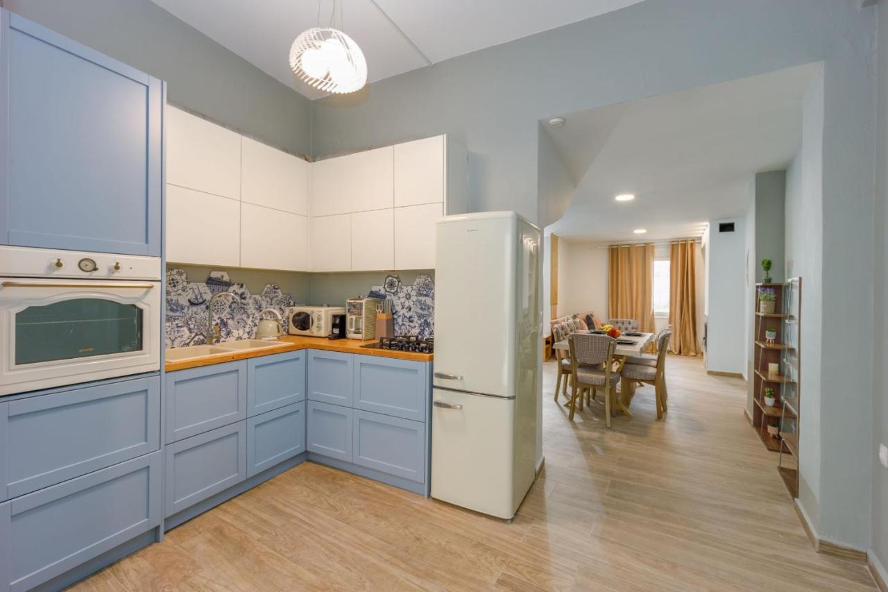Central Art Maisonette By Estia Appartement Iraklion Buitenkant foto