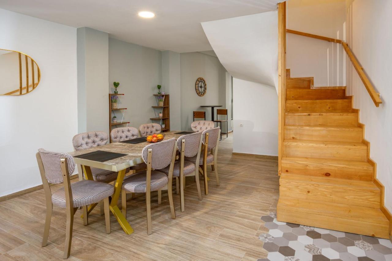 Central Art Maisonette By Estia Appartement Iraklion Buitenkant foto