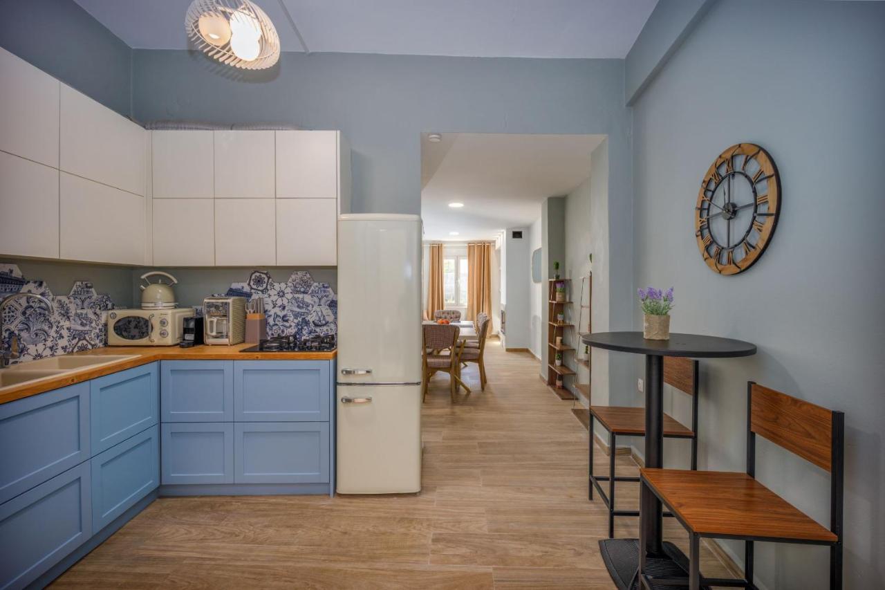 Central Art Maisonette By Estia Appartement Iraklion Buitenkant foto