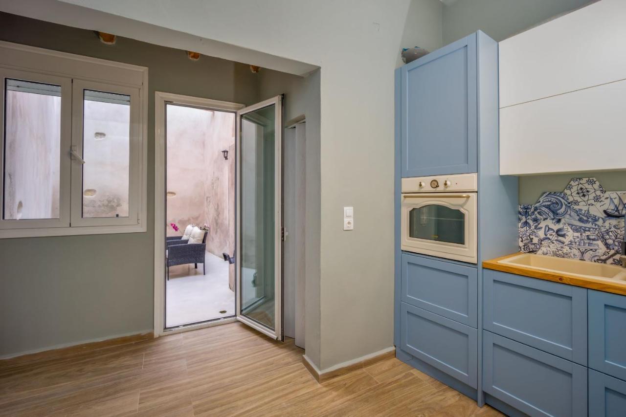Central Art Maisonette By Estia Appartement Iraklion Buitenkant foto